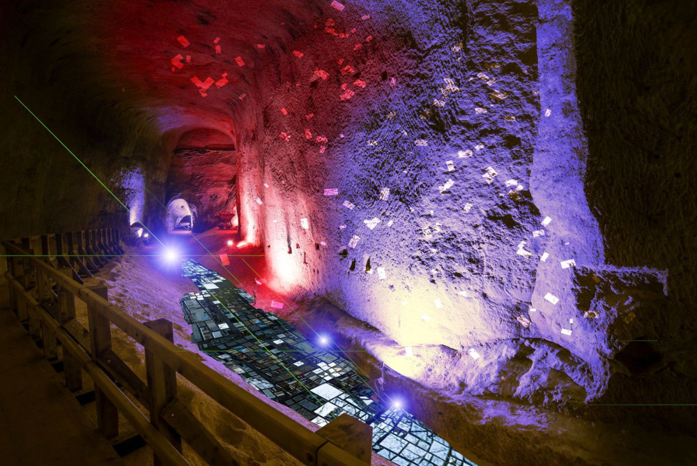 Festival světla rozzáří hlubiny unikátního kaolinového dolu, návštěvníci spatří pět instalací a dva videomappingy