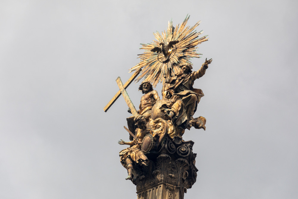 Barokní chlouba Olomouce se zahalí do bílé. Obnova Sloupu Nejsvětější Trojice má trvat takřka tisíc dnů