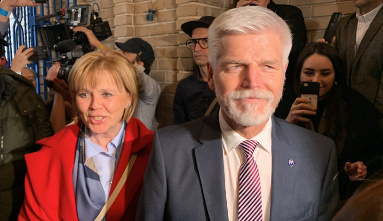 16737037976629-241-img-9189