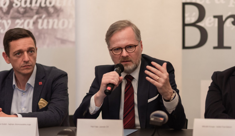 Fiala a Lipavský zmínili v gratulaci Pellegrinimu pokračování dobrých vztahů.