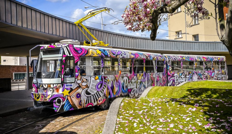 Brno má Party Šalinu. Je v ní výčep, ale i televize a repráky