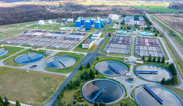 EU chce lepší čištění a opětovné využívání městských odpadních vod