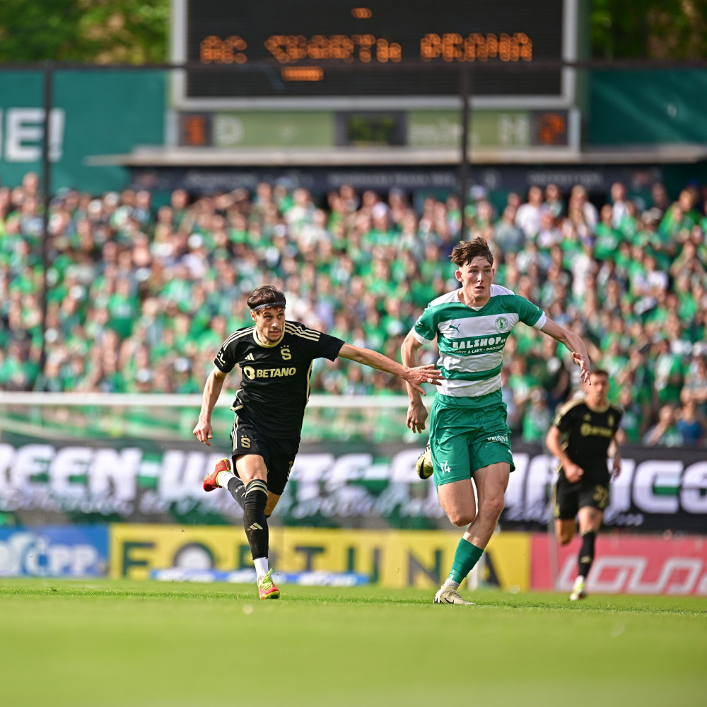 Fotbalisté Sparty porazili po obratu Bohemians 3:1 a jsou v čele neúplné tabulky