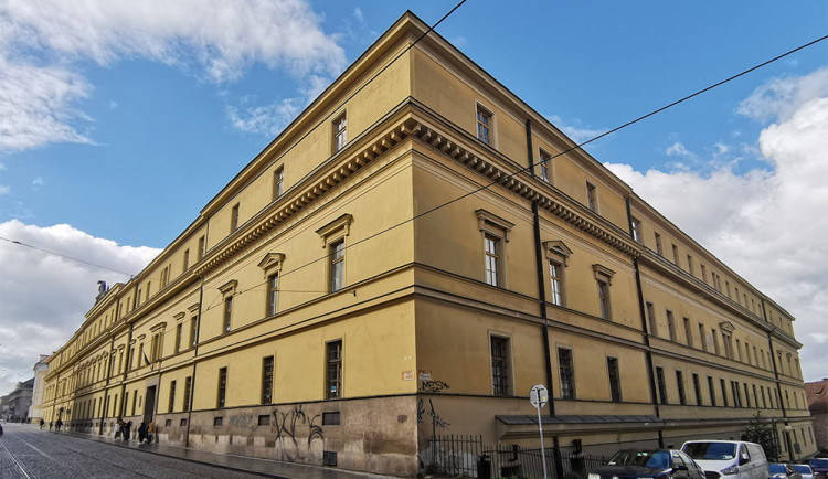 Stát s prodejem obrovské budovy v Olomouci opět neuspěl. Do aukce se nikdo nepřihlásil