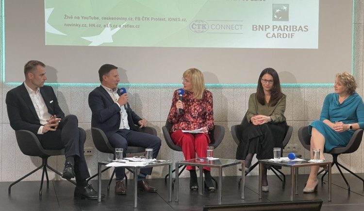 Shrnutí slovem a obrazem: Jak se v nejisté době starat o své finanční a duševní zdraví?