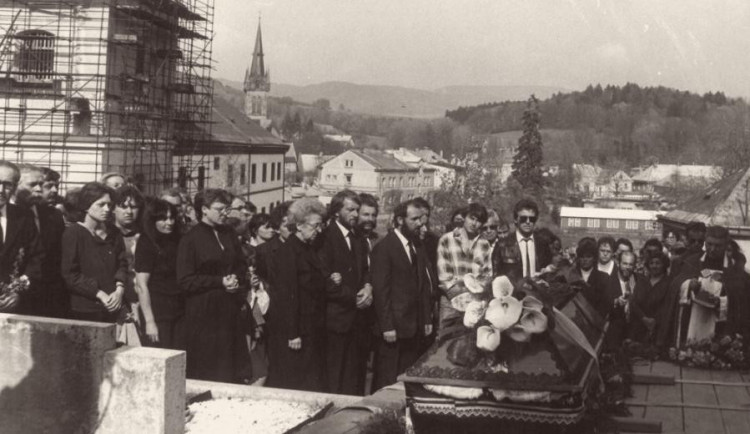 Poslední obětí komunistického režimu v kraji se stal Pavel Wonka. Ve svém dopise děkoval spoluvězňům