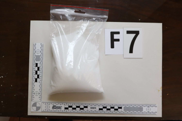 Přerovští kriminalisté rozprášili organizovaný gang výrobců pervitinu. Prodal drogy za tři čtvrtě milionu