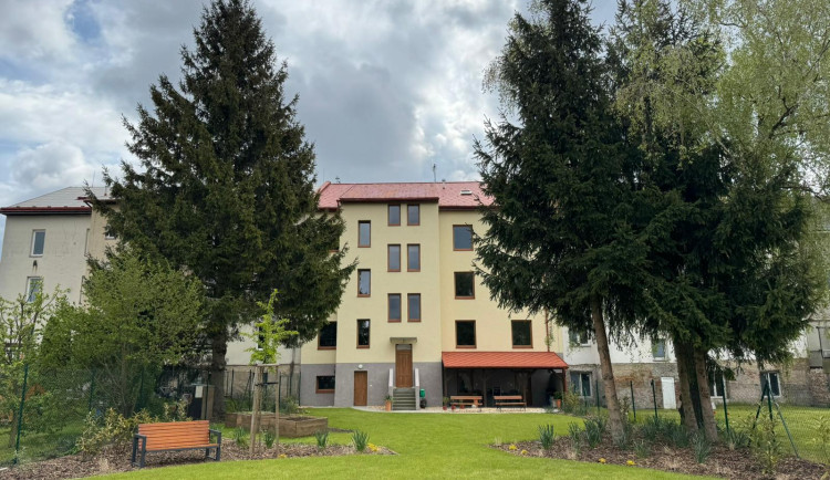 42 milionů korun pro důstojný život. Rekonstrukce sociálních služeb v Jičíně je dokončena