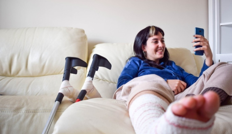 Kdy se zraníme a kdy onemocníme? Data pojišťoven napovědí