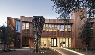 Knight-Hennessy Scholars vyhlašuje dosud nejpočetnější kohortu: 90 nových stipendistů