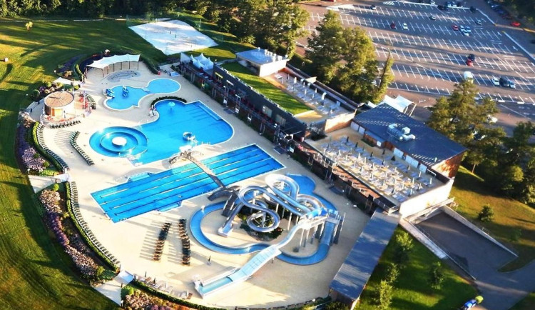 Koupaliště Flošna zahajuje 15. sezonu. Poprvé otevře o tomto víkendu