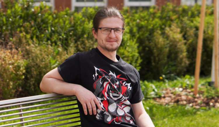 Student vyvíjí software pro efektivnější práci kriminalistů v hradeckém kraji. Jde o zpracování DNA