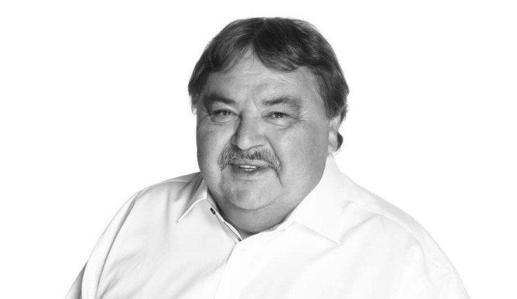 Zemřel dlouholetý starosta Svojkova a hasič Gustav Pilz