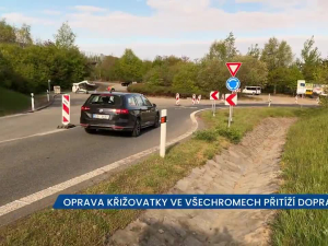 Opravy ve Všechromech komplikují dopravu, práce probíhají na trojici křižovatek