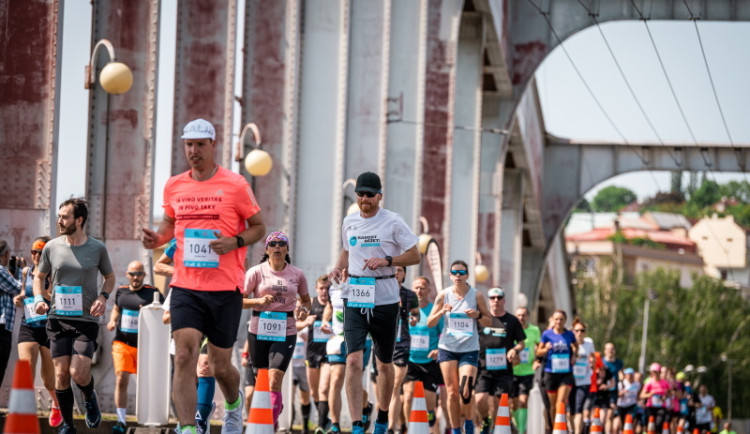 S ČEZ RunTour poběží v Ústí nad Labem olympionička, lyžaři i tisíce rekreačních běžců