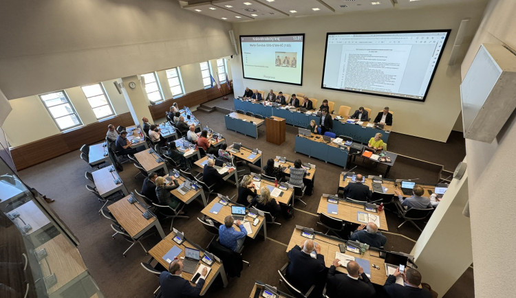 Jak úspěšný je hradecký kraj v čerpaní evropských dotací? Nejvíc peněz šlo do dopravy a zdravotnictví