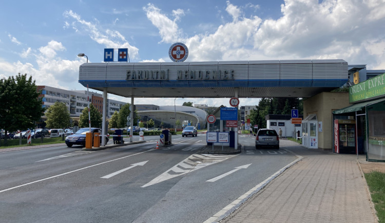 Hradecká nemocnice zmodernizuje technologie pro pacienty v kritickém stavu