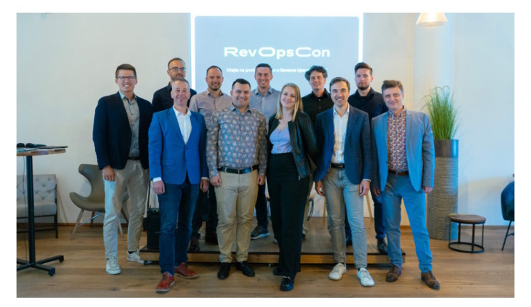 Revoluce v Revenue Operations: Jak první česká konference odhalila tajemství vyšších zisků