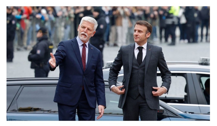 Prezident Pavel byl vtažen do volební kampaně pro Hlas za eutanázii. Ví o tom?