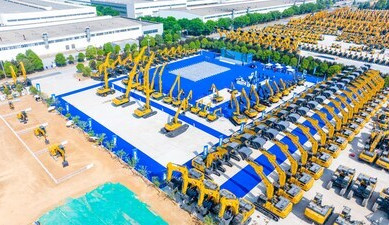 Společnost XCMG Excavator představila na 6. zákaznickém festivalu novou řadu G pro globální trh