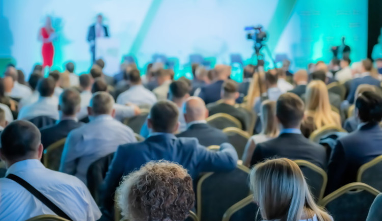 Eviden zve programátory a vývojáře na konferenci PragVue