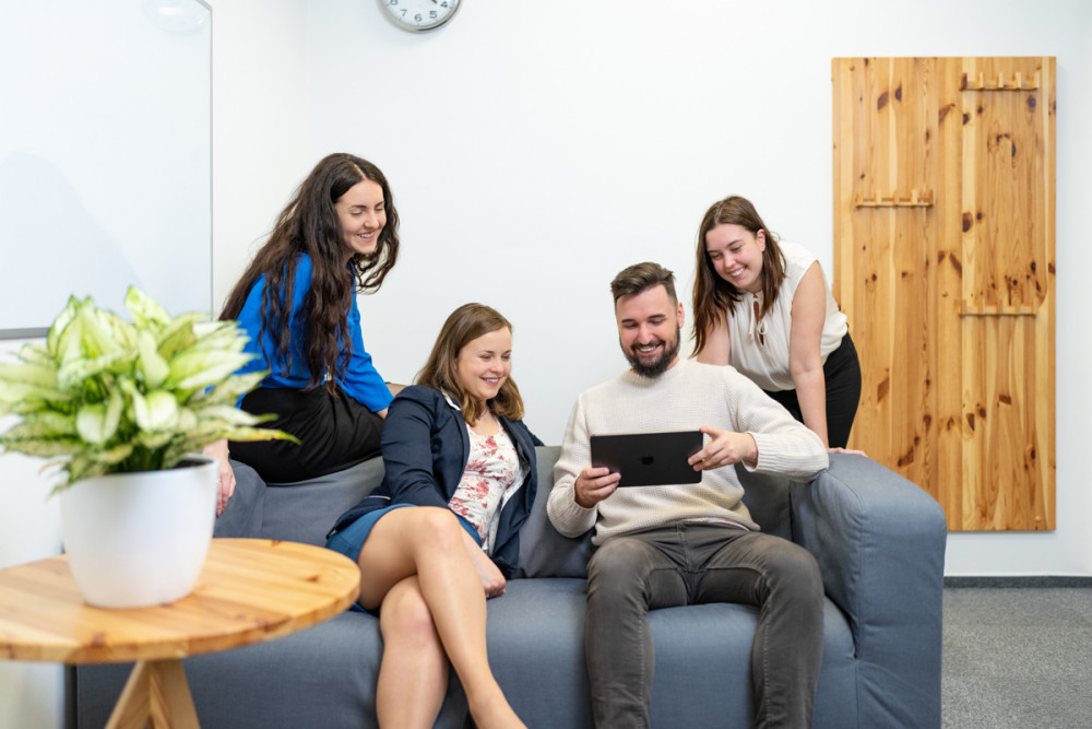 Základem kvalitně odváděné práce na projektech a produktech jsou zejména vzdělaní lidé