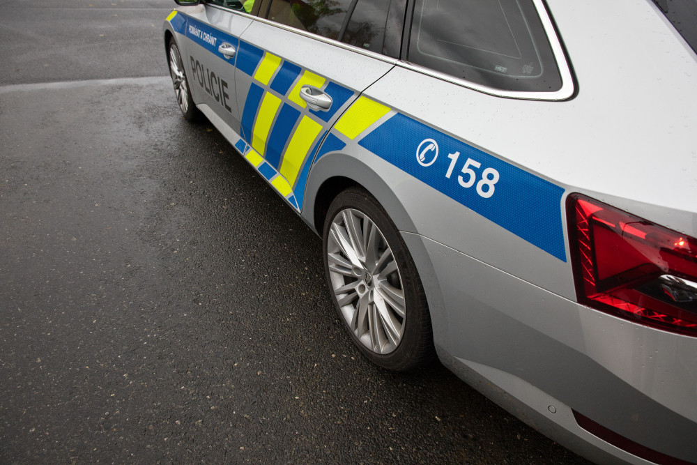 Senior jel na kole a vyjel ze silnice. Na místě podlehl svým zraněním