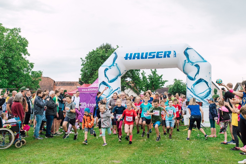 Červen v Římově odstartuje Během pro úsměv. Pomůže Emičce, Lukáškovi a organizaci Helppes