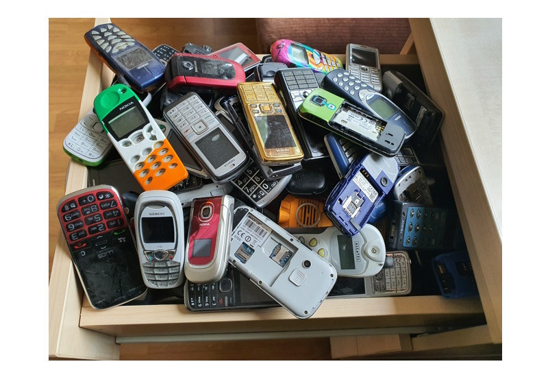 Češi obměňují své mobilní telefony každé 2 až 3 roky, recyklují ale jen třetinu starých přístrojů