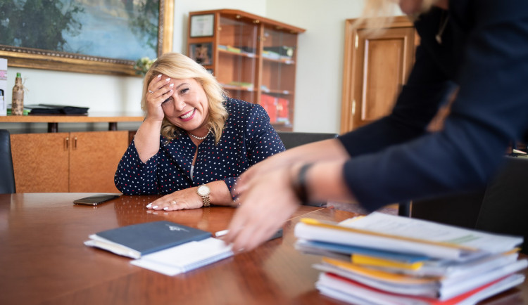 Za hradecký kraj usedne do Evropského parlamentu Klára Dostálová. Současná zastupitelka kraje
