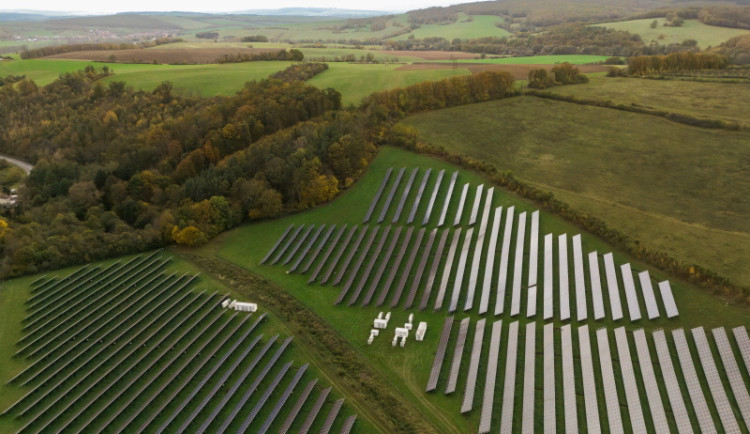 BENTELER a Enery uzavírají desetileté partnerství v oblasti zelené energie