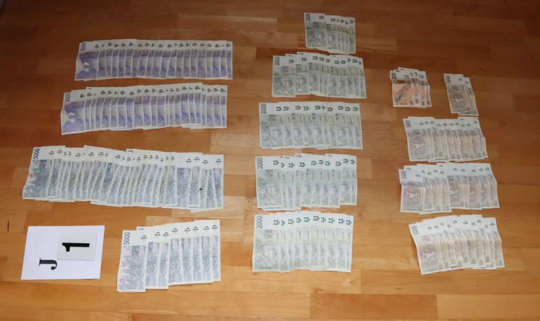 Kriminalisté dopadli dealery kokainu, čtyři z nich putovali rovnou do vazby