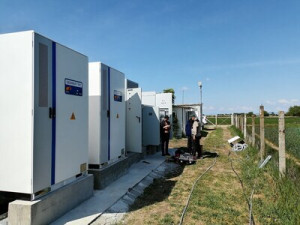 SERMATEC podporuje strategii nulových emisí uhlíku projektem pro komerční skladování energie ve východní Evropě