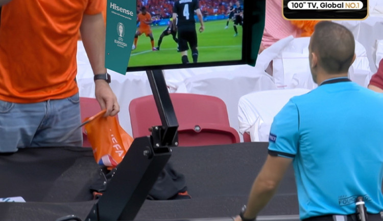 Poprvé v historii: Hisense, oficiální partner EURO 2024, je exkluzivním dodavatelem obrazovek pro VAR