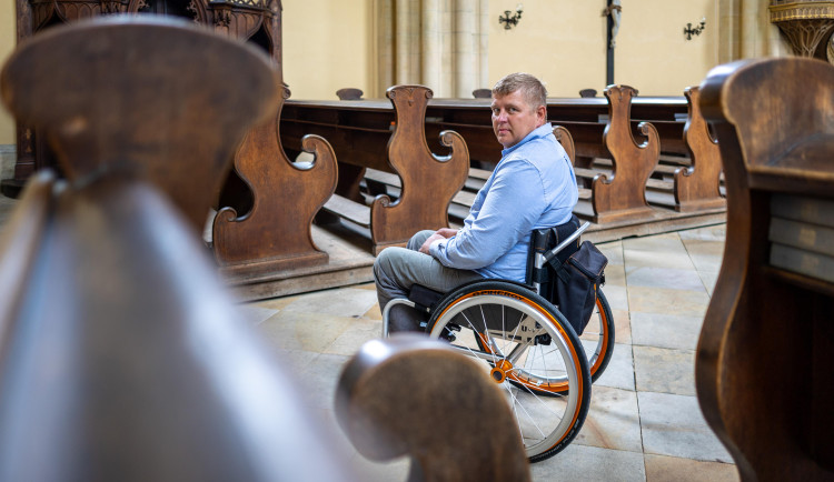 Rychnovský zámek se stal kompletně bezbariérovým. Umožnil to nový výtah