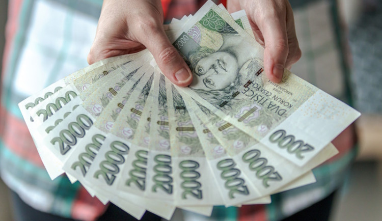 Živě: Jaký je trh nebankovních úvěrů v ČR?