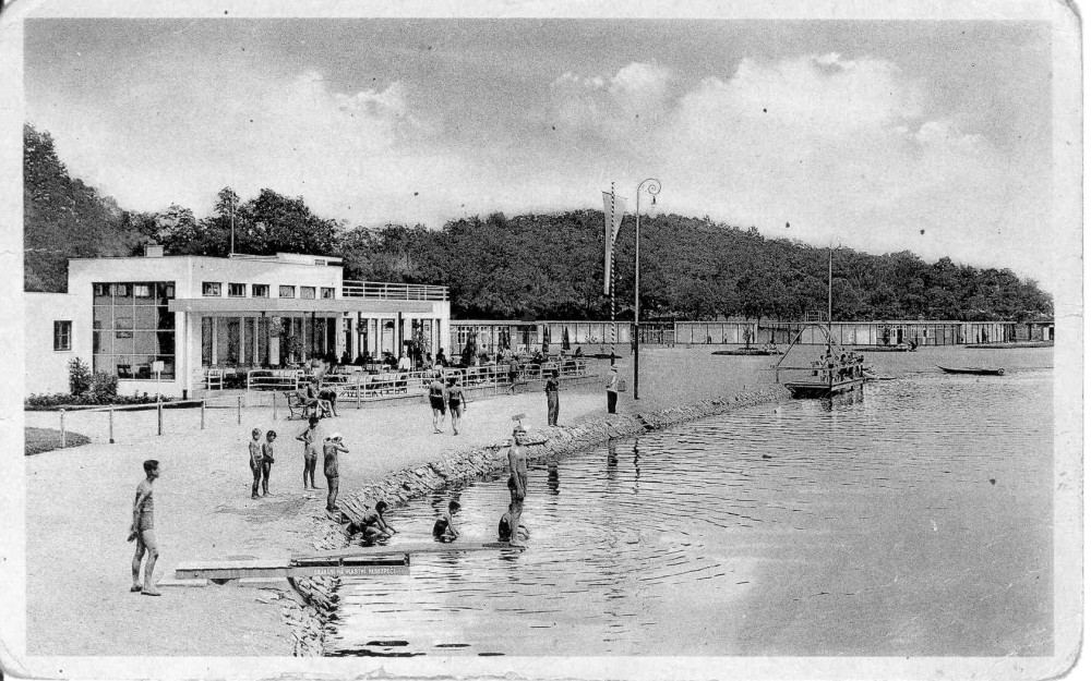 Největší přírodní koupaliště v kraji slouží lidem už 90 let, město plánuje velkou oslavu pro celé rodiny