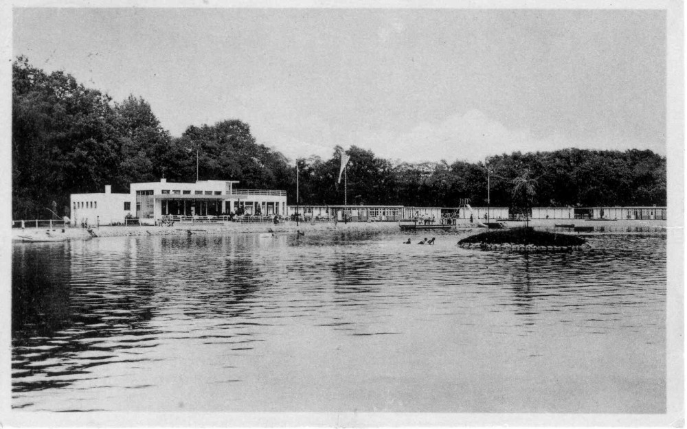 Největší přírodní koupaliště v kraji slouží lidem už 90 let, město plánuje velkou oslavu pro celé rodiny