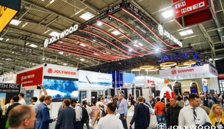 Jolywood na veletrhu Intersolar 2024: Evropská premiéra komplexního, plně temperovaného zapouzdření modulů typu n