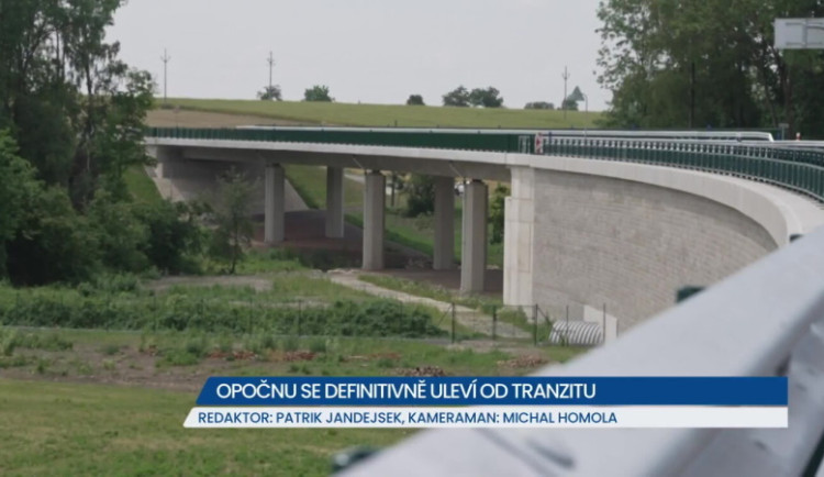 Opočnu se definitivně uleví od tranzitu, obchvat je hotový