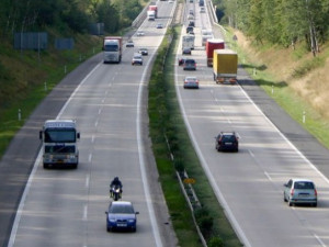 Stát chystá na příští rok sčítání dopravy, zajistí ho společnost Ipsos