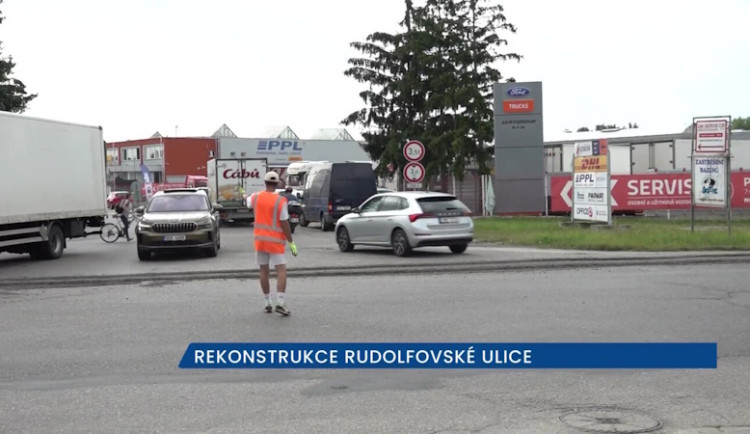 Rekonstrukce Rudolfovské ulice v Českých Budějovicích potrvá do 11. srpna