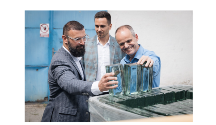 Progresus nabytím závodu Vitrablok získává značku Seves Glass Block, největšího světového výrobce skleněných tvárnic