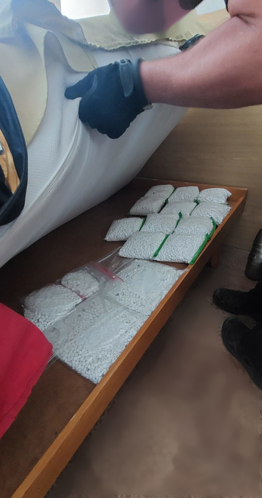 Kriminalisté obvinili další tři lidi v kauze Shaggy. Trojice sehnala materiál na výrobu několik set kilogramů drog