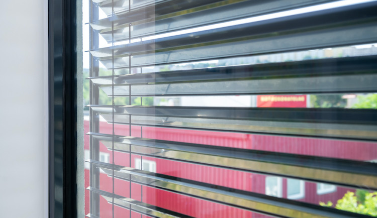 Pár jednoduchých tipů, jak přežít vedro bez úhony.