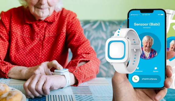 Senzoor představuje inovované SOS tlačítko s detekcí pádu a přesnou lokalizací