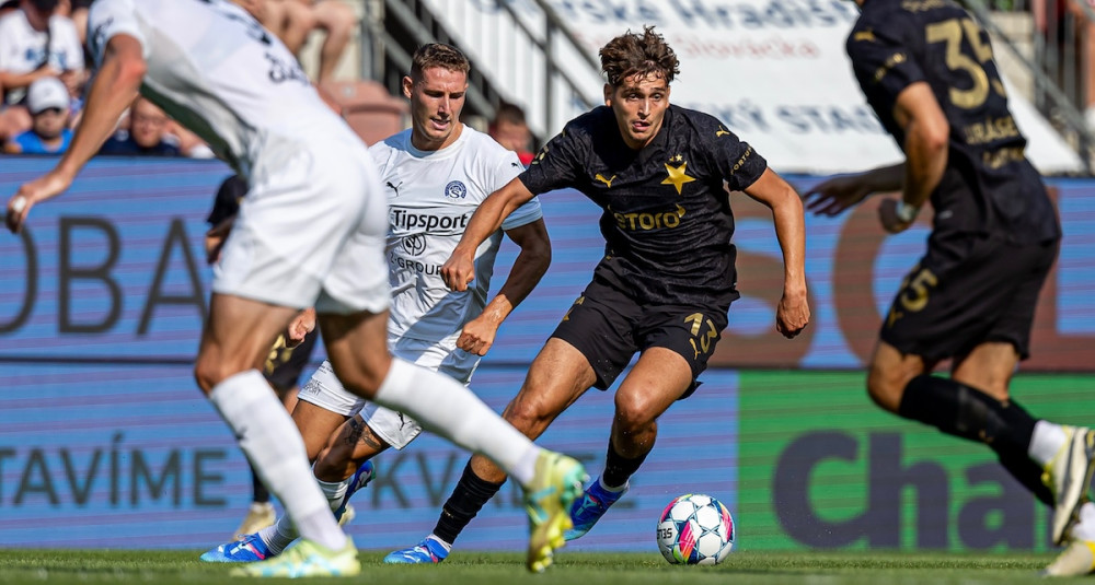 Fotbalisté Slavie na úvod ligové sezony jen remizovali na Slovácku bez branek