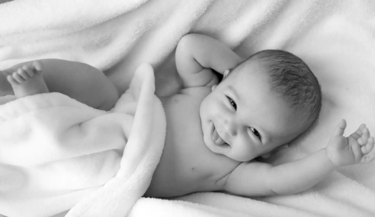 Živě z LFŠ: Nová realita – Návrat k přirozenému porodnictví