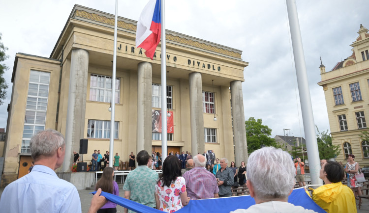 Hronov bude hostit festival amatérského divadla. Na programu je přes sto představení