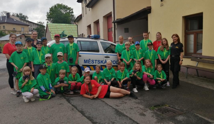 Modelová situace přinesla šok: Polovina dětí příměstského tábora nastoupila do auta s cizí osobou